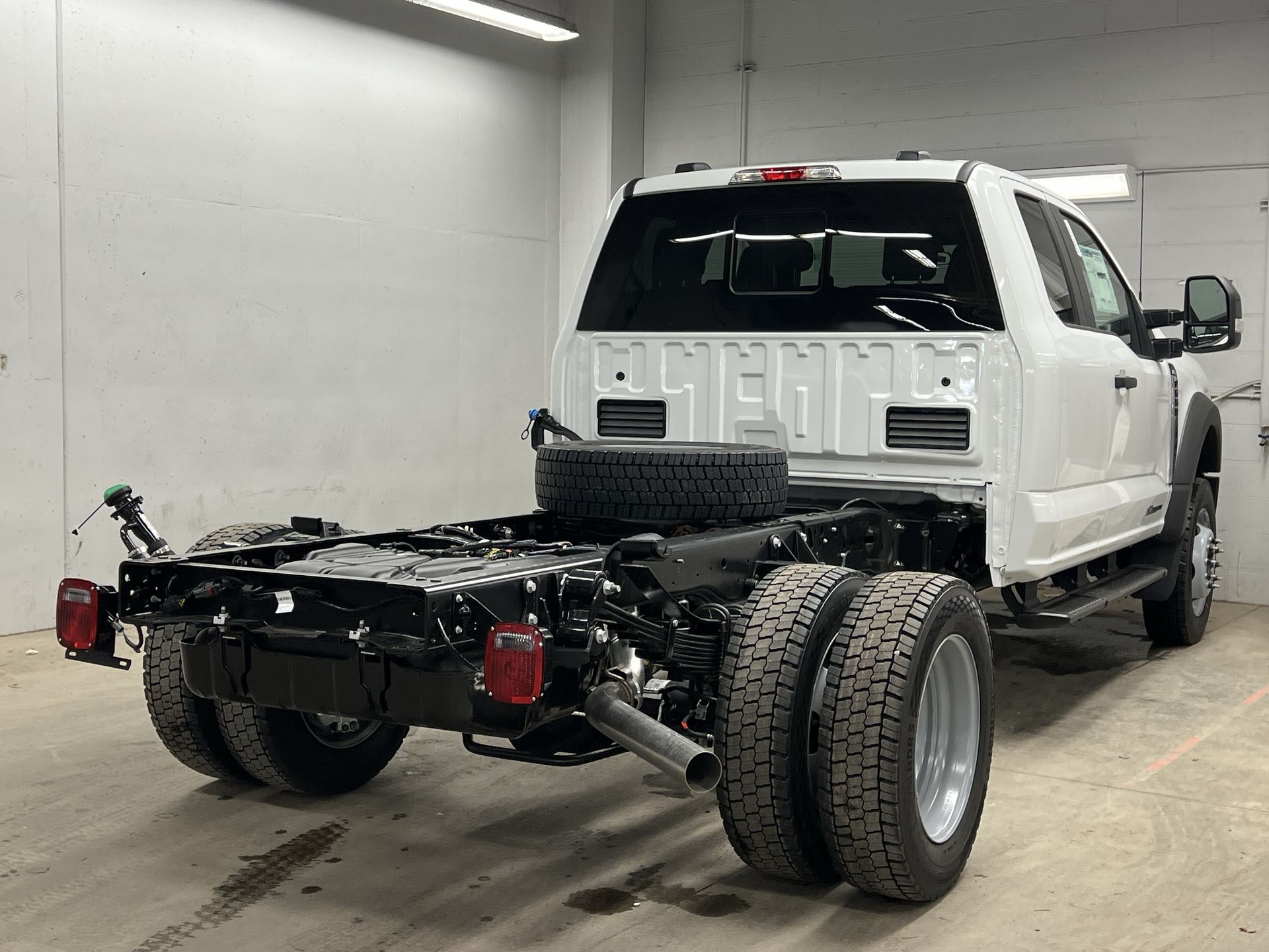 Thumbnail: 2025 Ford Econoline - 27