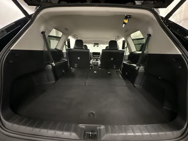 Thumbnail: 2025 Toyota Grand Highlander - 26