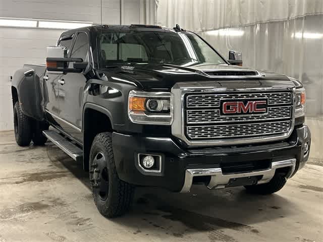 Thumbnail: 2019 GMC Sierra 3500 - 29
