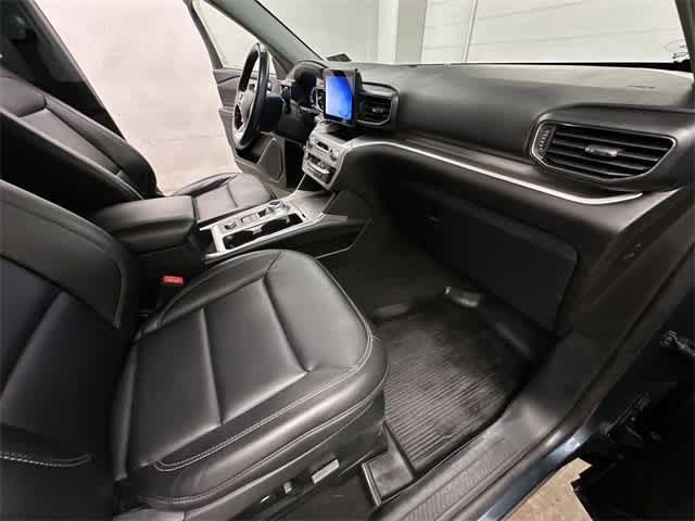 Thumbnail: 2022 Ford Explorer - 19