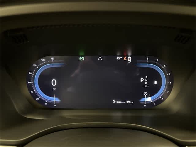 2023 Volvo XC60 B5 Plus 7