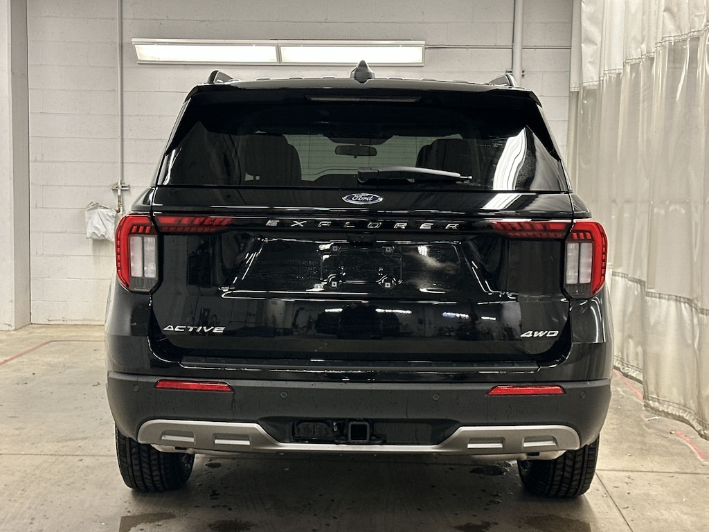 New 2025 Ford Explorer Active SUV
