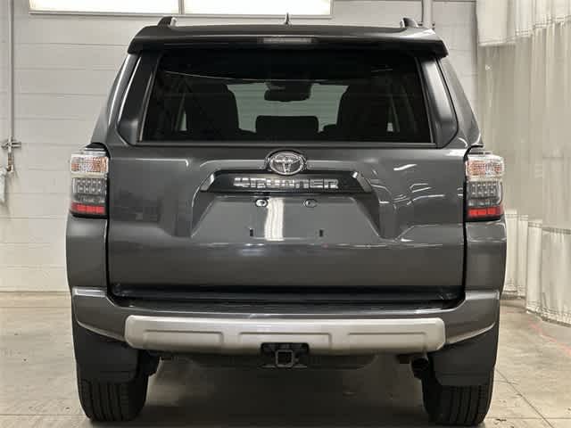 2020 Toyota 4Runner TRD Premium photo 4
