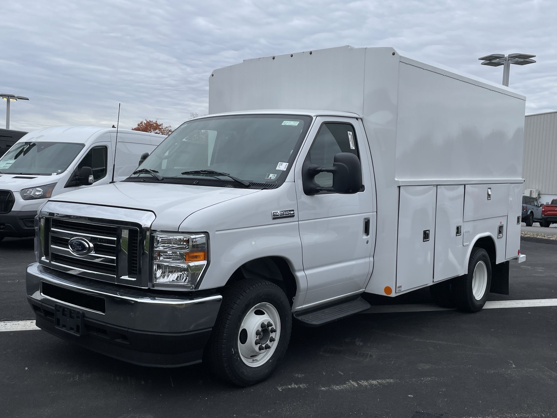 2025 Ford Econoline  -
                  Zelienople, PA