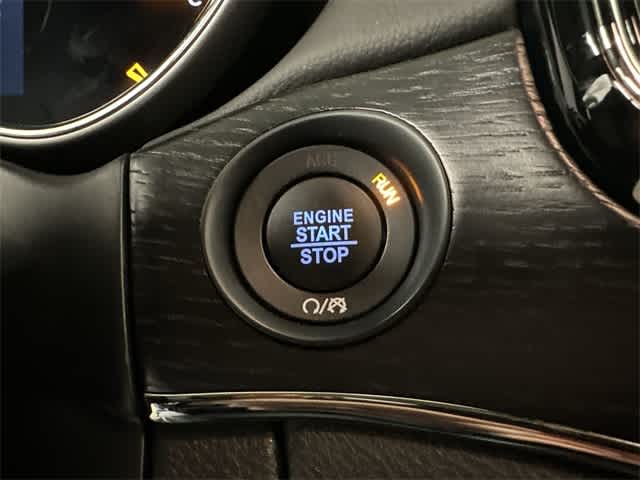 Thumbnail: 2021 Jeep Grand Cherokee - 11