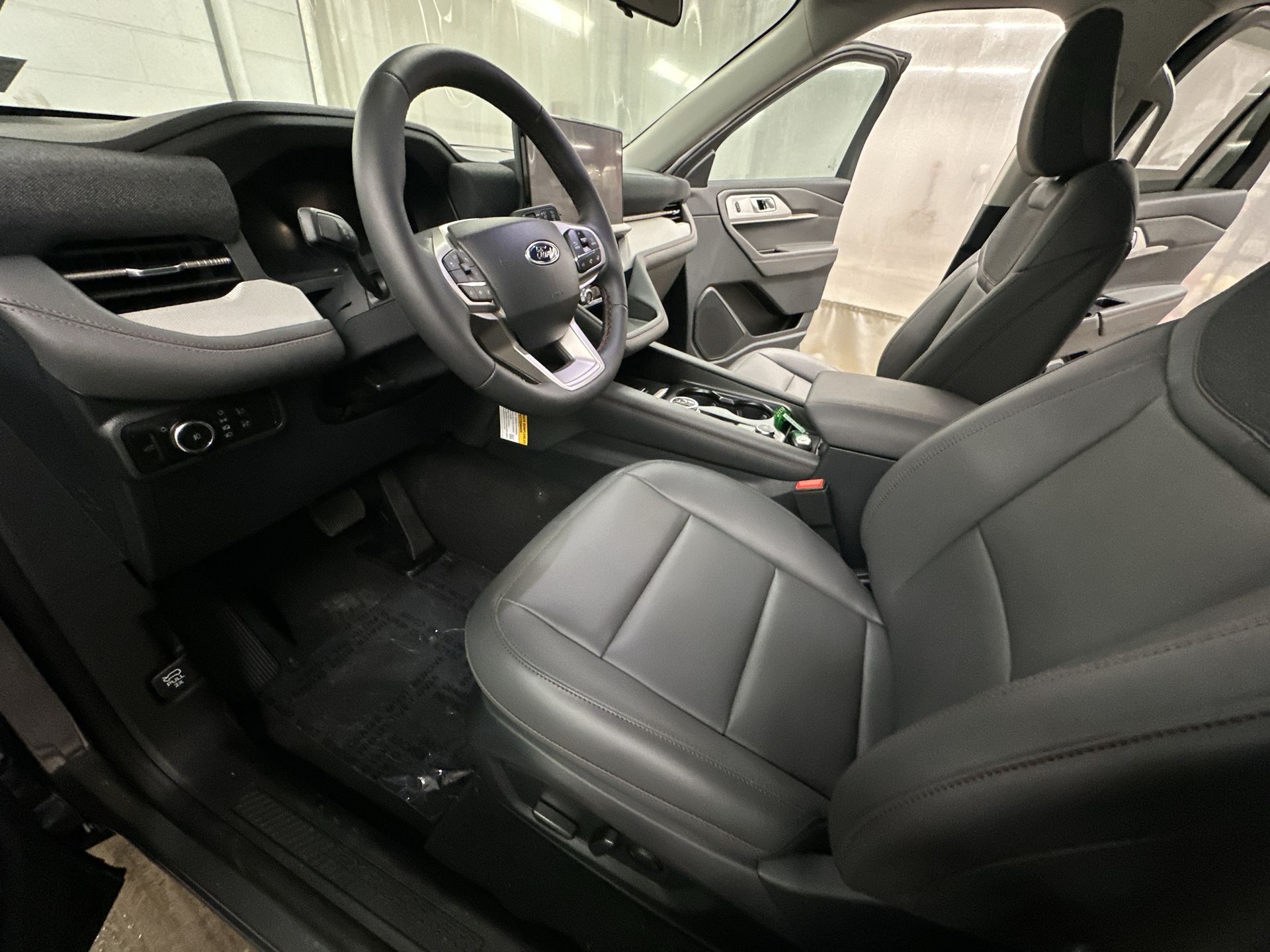 Thumbnail: 2025 Ford Explorer - 16