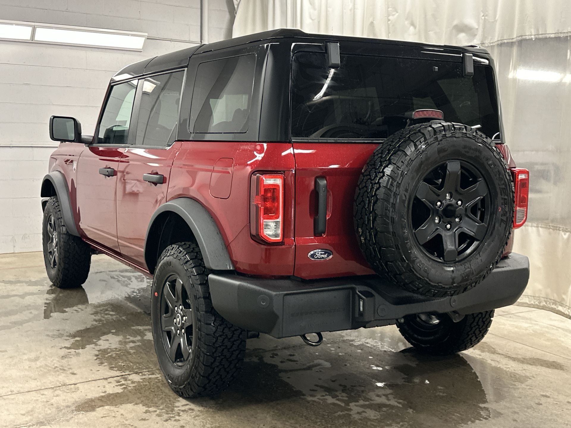 Thumbnail: 2025 Ford Bronco - 31