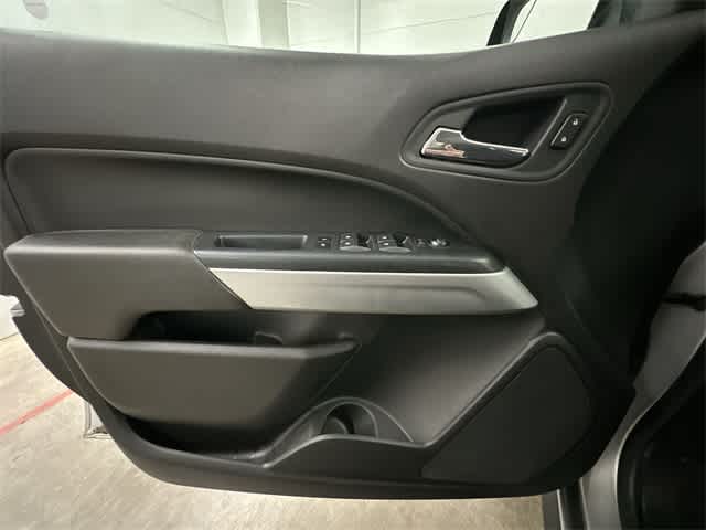 Thumbnail: 2018 Chevrolet Colorado - 15