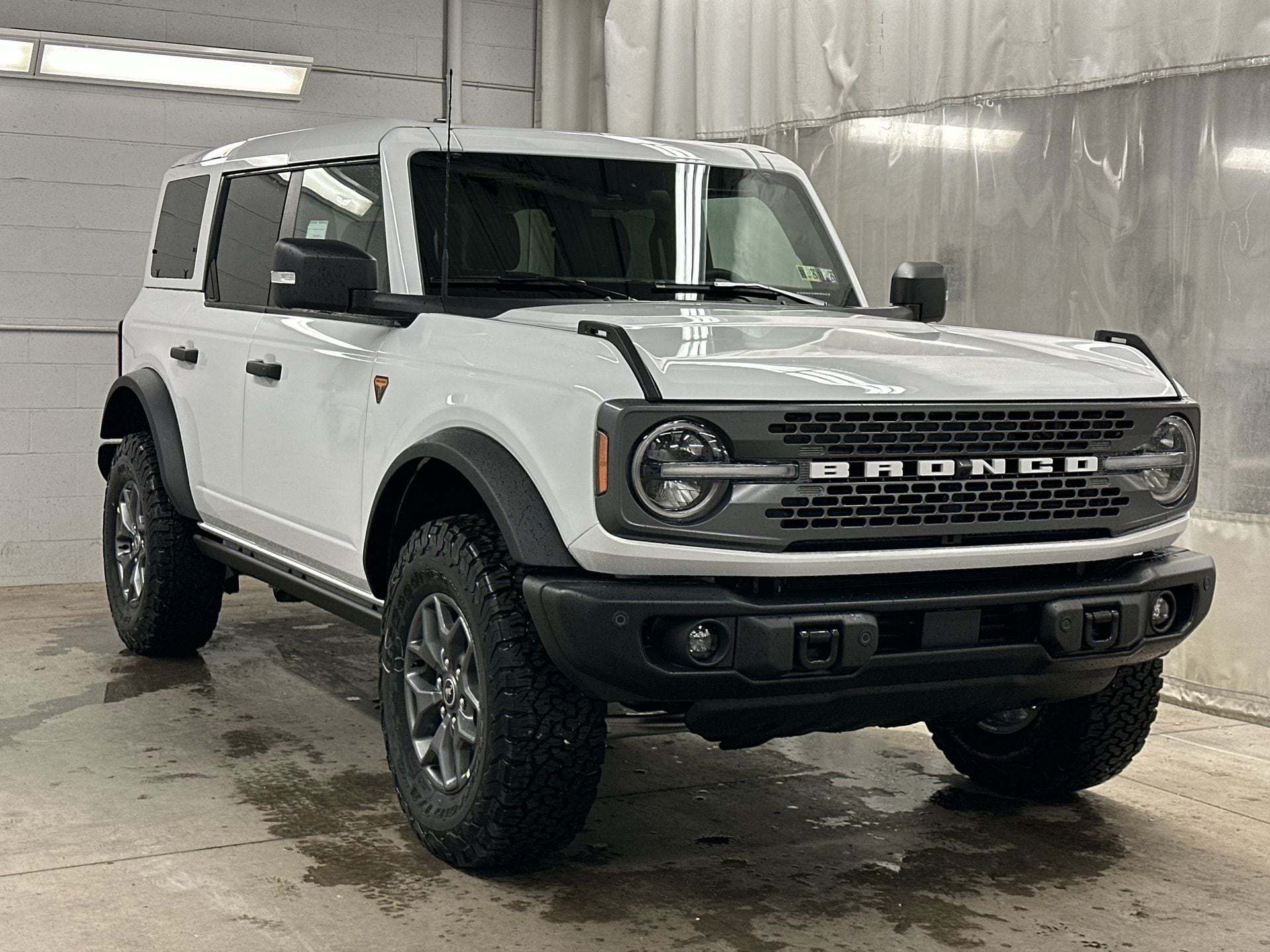Thumbnail: 2025 Ford Bronco - 30