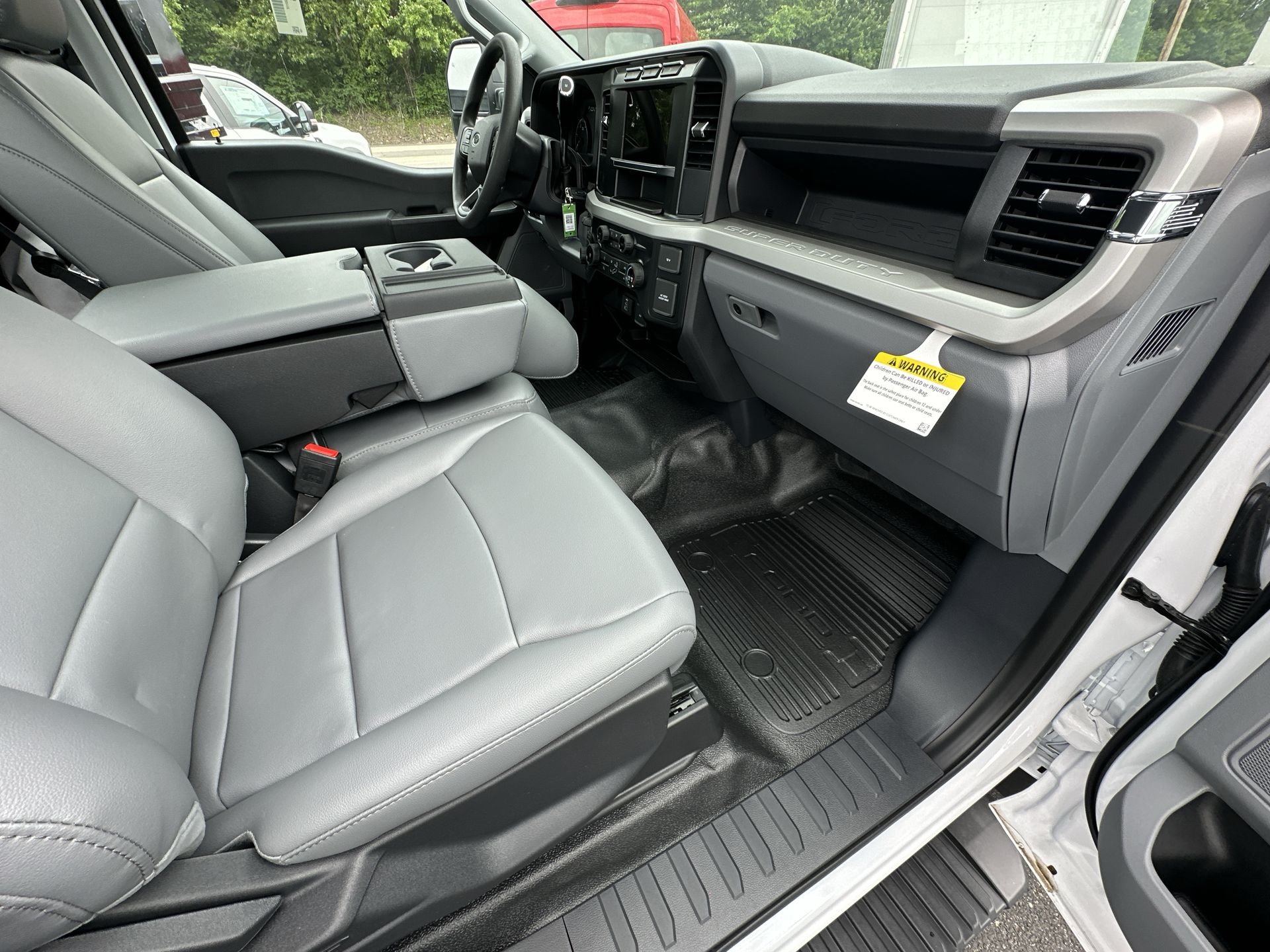 Thumbnail: 2024 Ford  - 17