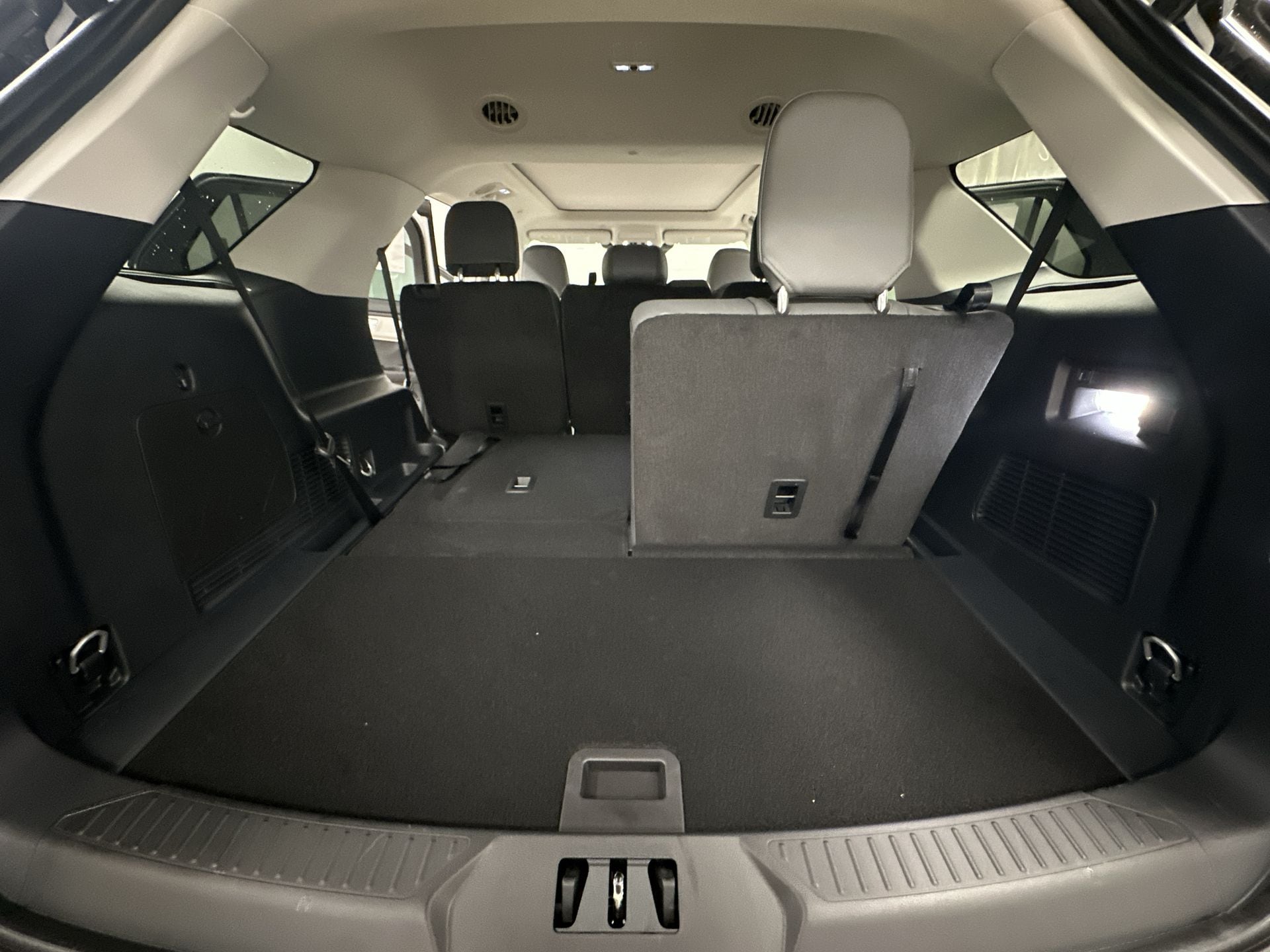 Thumbnail: 2026 Ford Explorer - 26