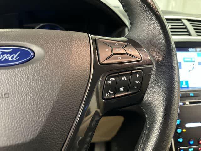 Thumbnail: 2017 Ford Explorer - 9