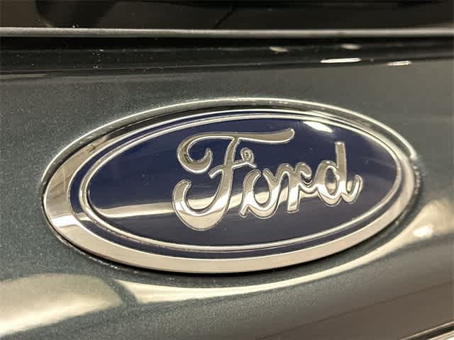 Thumbnail: 2022 Ford Explorer - 27