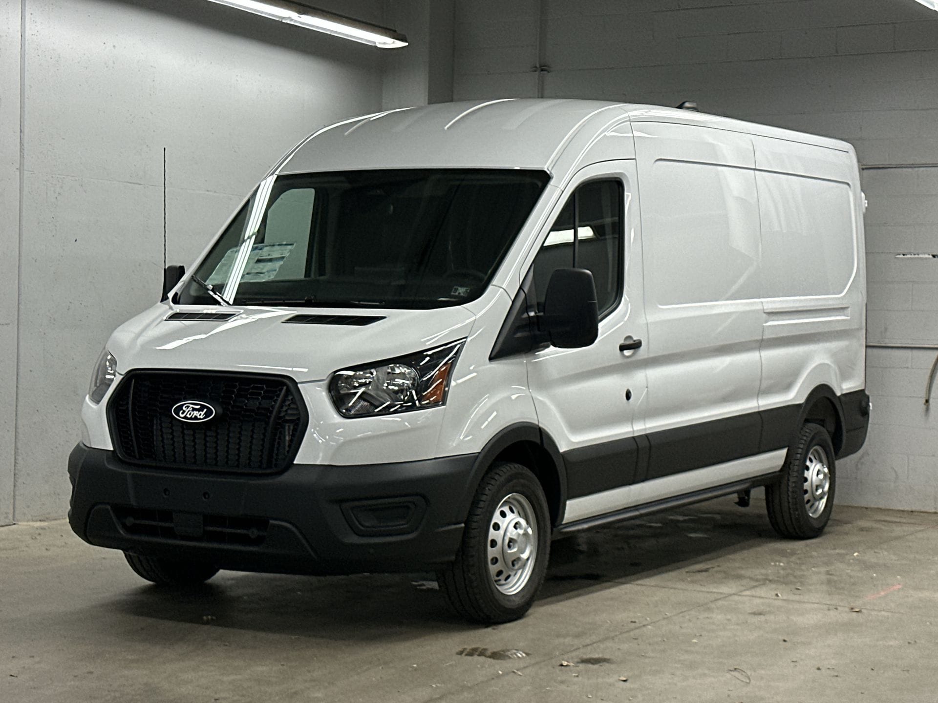Thumbnail: 2026 Ford Transit Series - 1