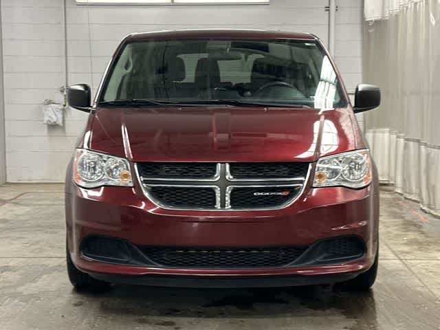 Thumbnail: 2017 Dodge Grand Caravan - 17