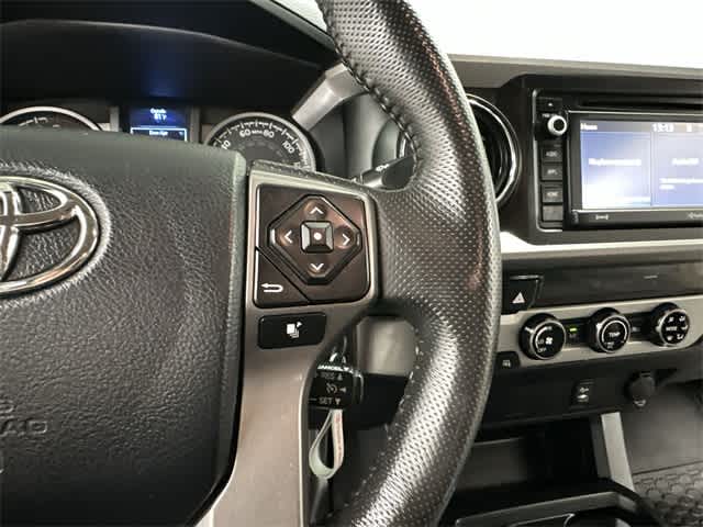 Thumbnail: 2017 Toyota Tacoma - 9