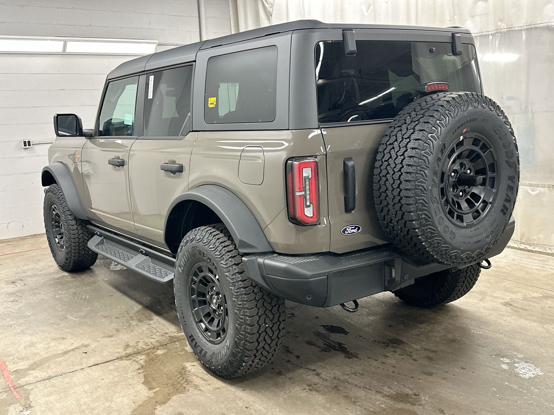 Thumbnail: 2026 Ford Bronco - 40