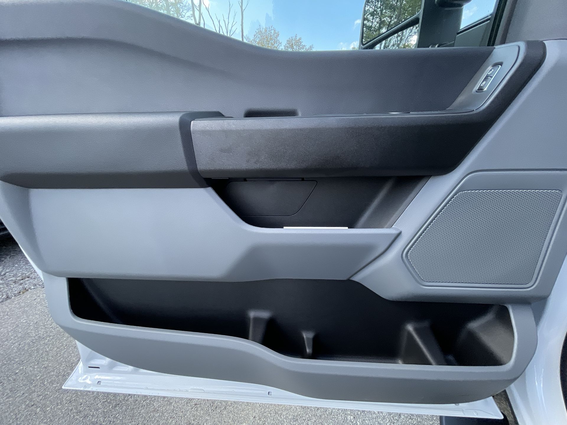 2024 Ford   14