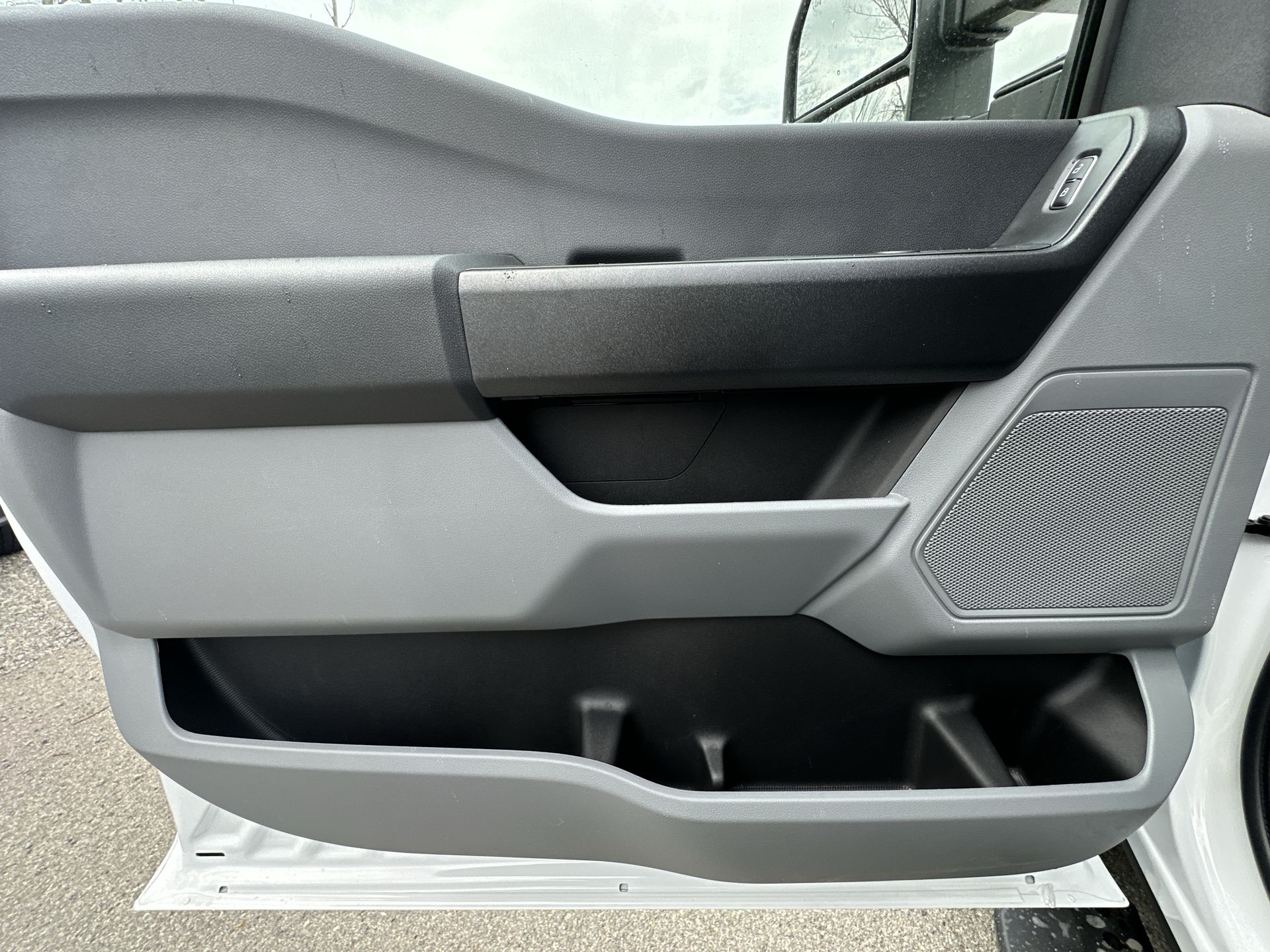 Thumbnail: 2025 Ford  - 14