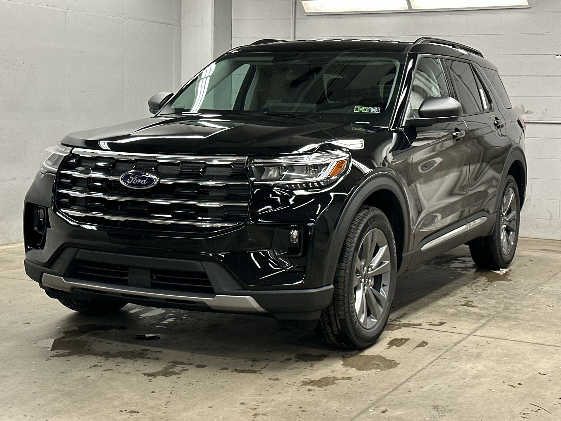 Thumbnail: 2025 Ford Explorer - 1