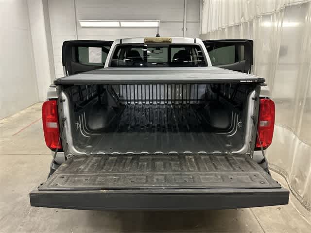 Thumbnail: 2018 Chevrolet Colorado - 22
