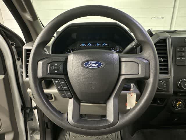 Thumbnail: 2017 Ford Econoline - 6
