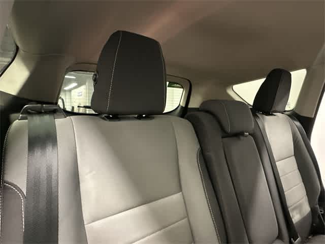 Thumbnail: 2016 Ford Escape - 17