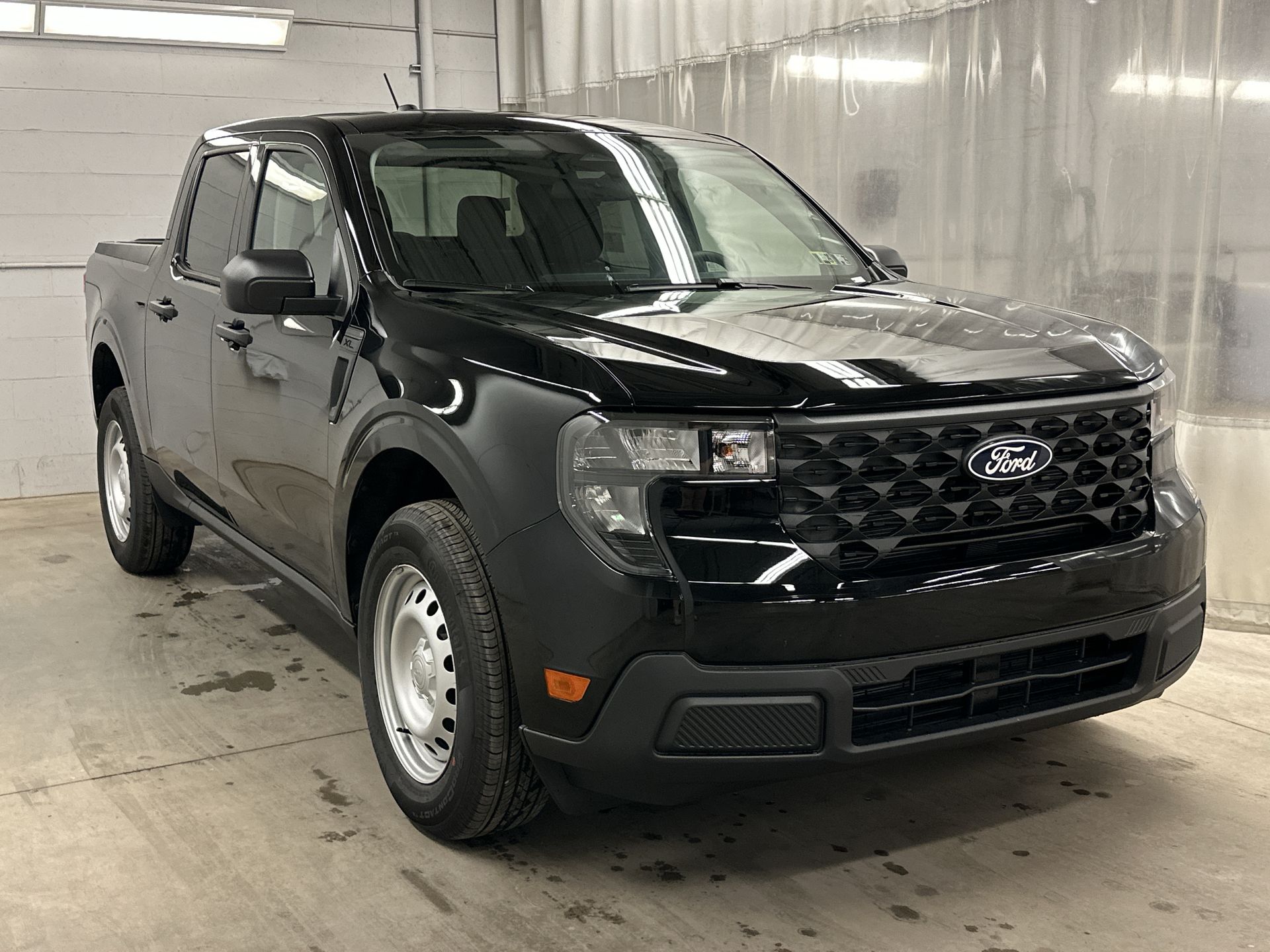 Thumbnail: 2025 Ford Maverick - 28