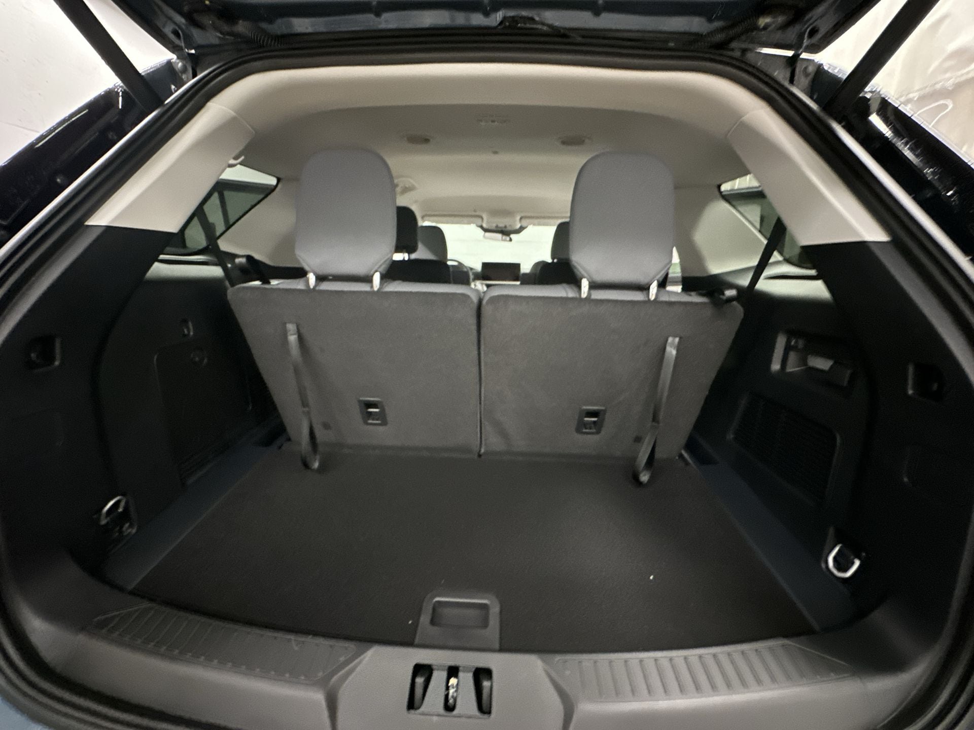 Thumbnail: 2026 Ford Explorer - 22