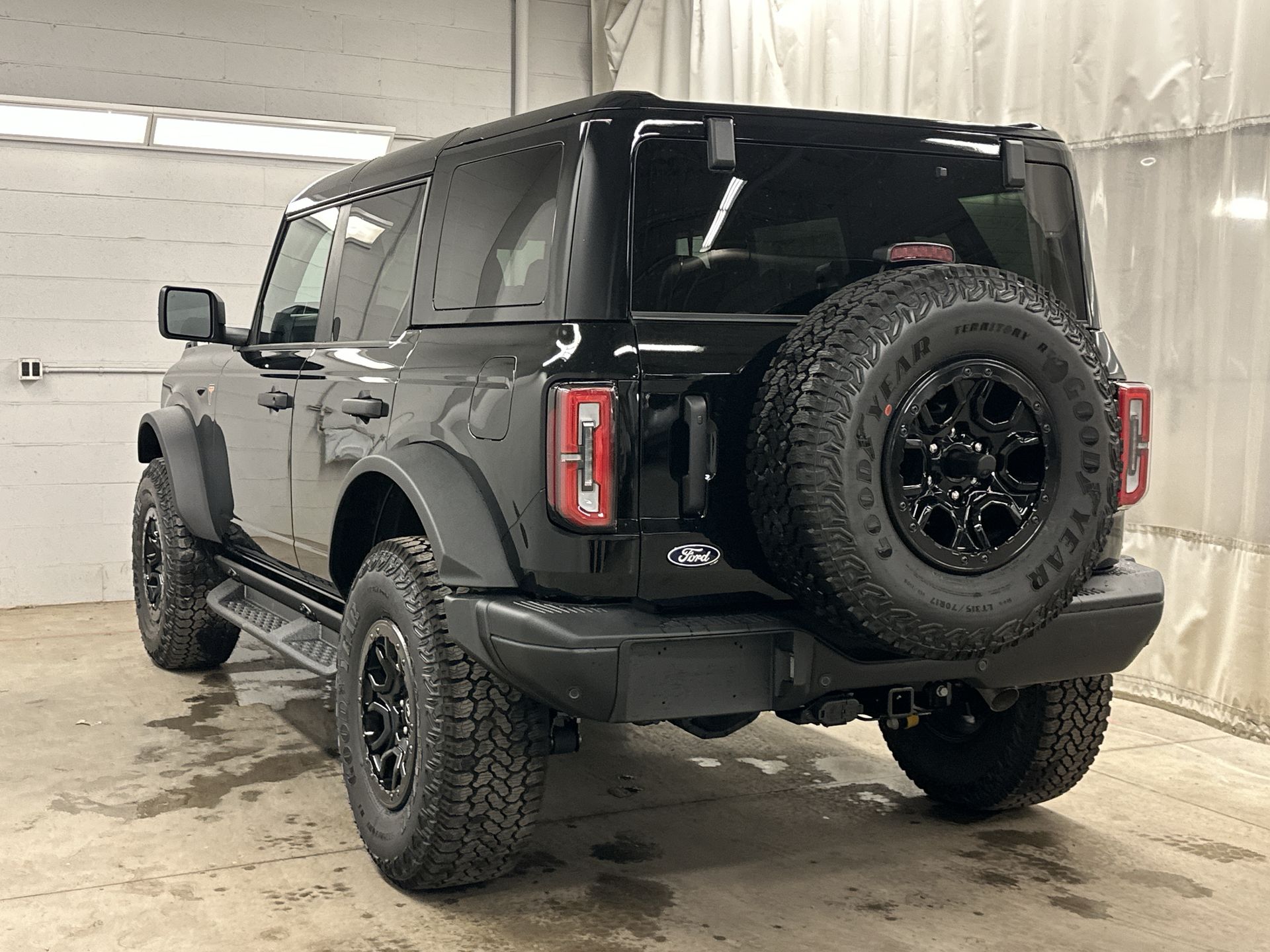 Thumbnail: 2026 Ford Bronco - 31