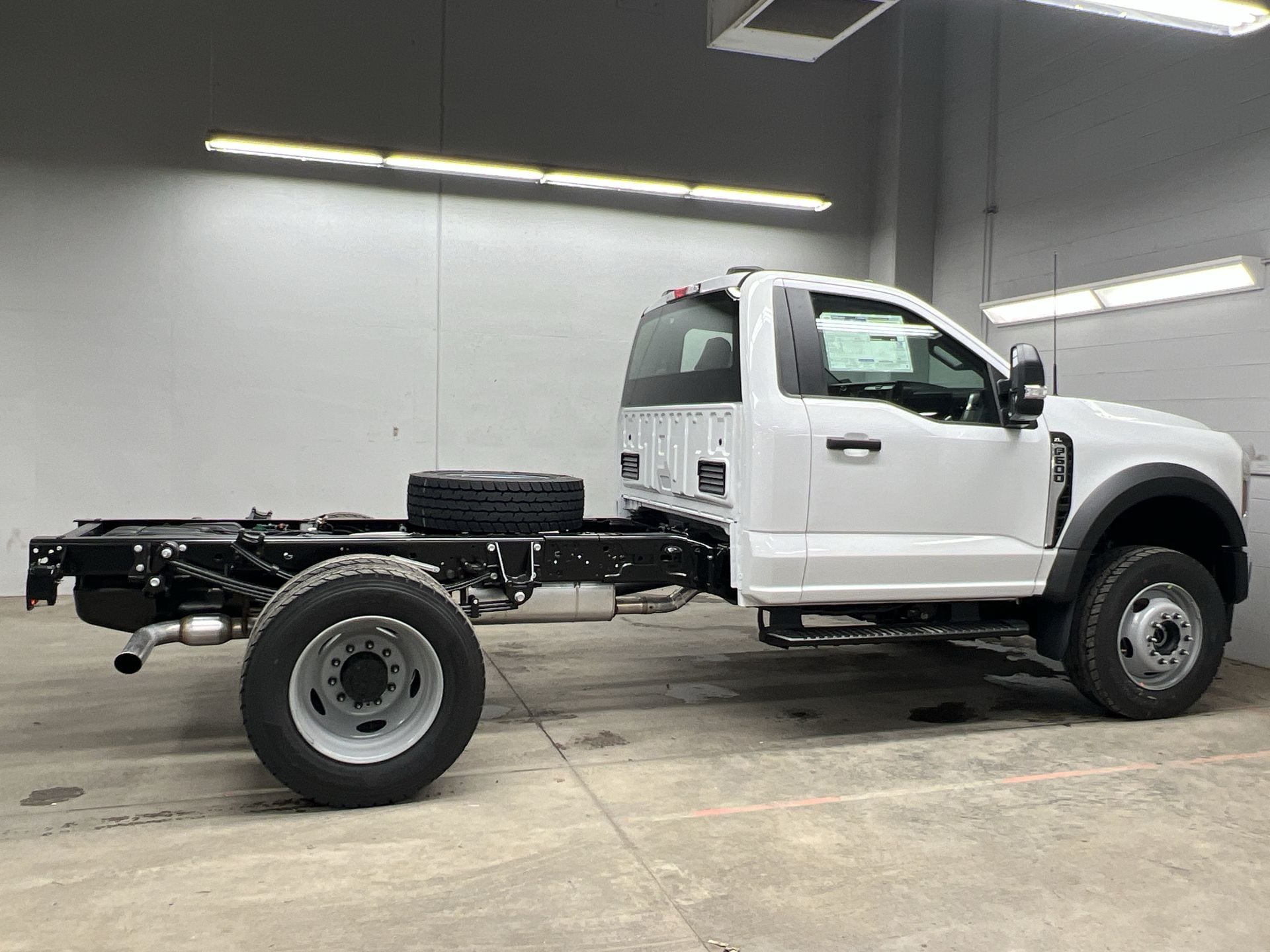 Thumbnail: 2025 Ford  - 3