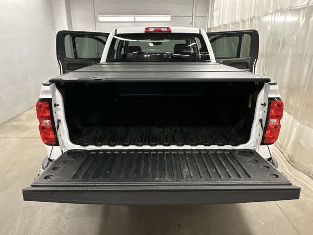 Thumbnail: 2018 Chevrolet Silverado 1500 - 24