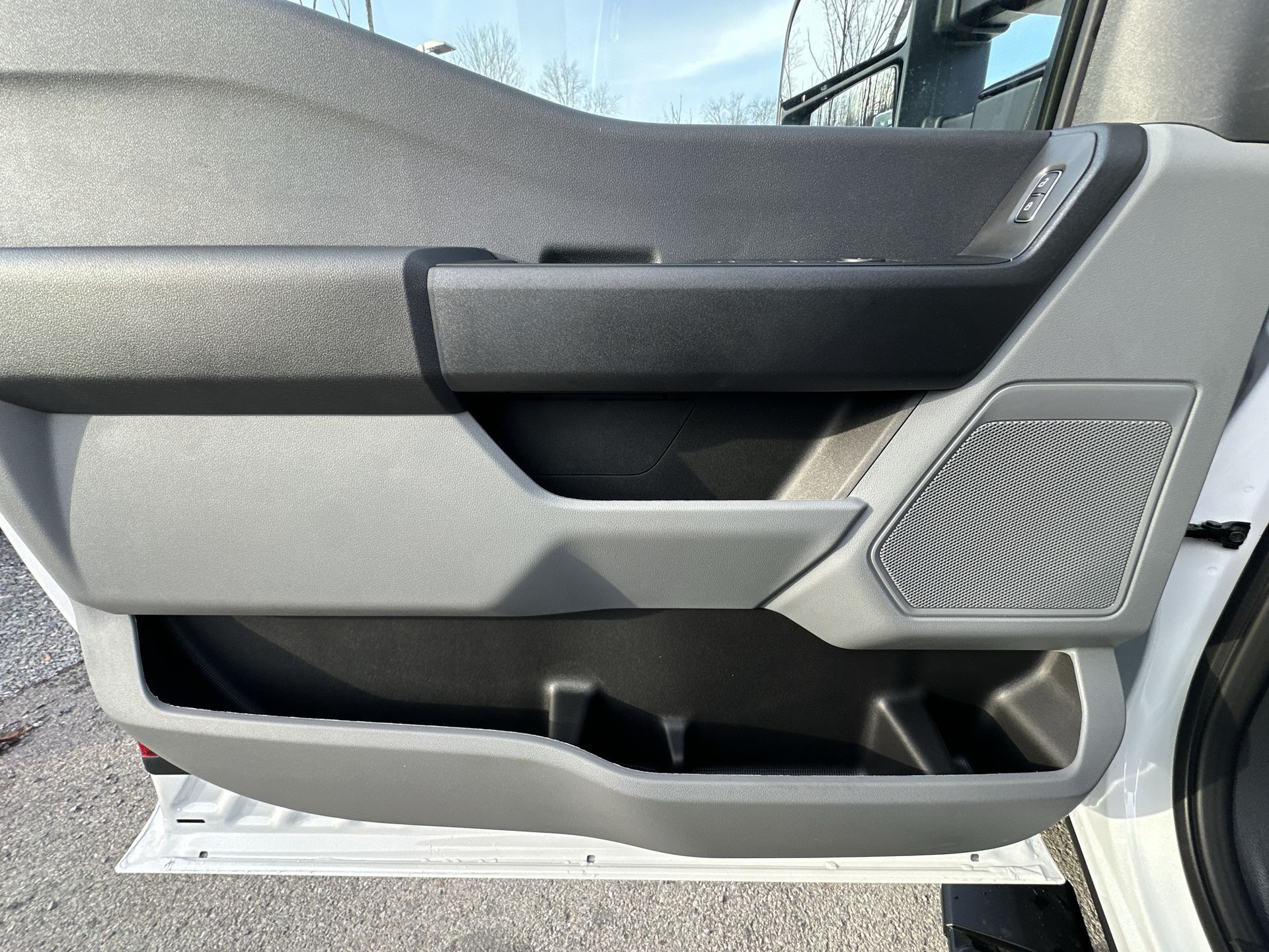 Thumbnail: 2026 Ford Econoline - 16