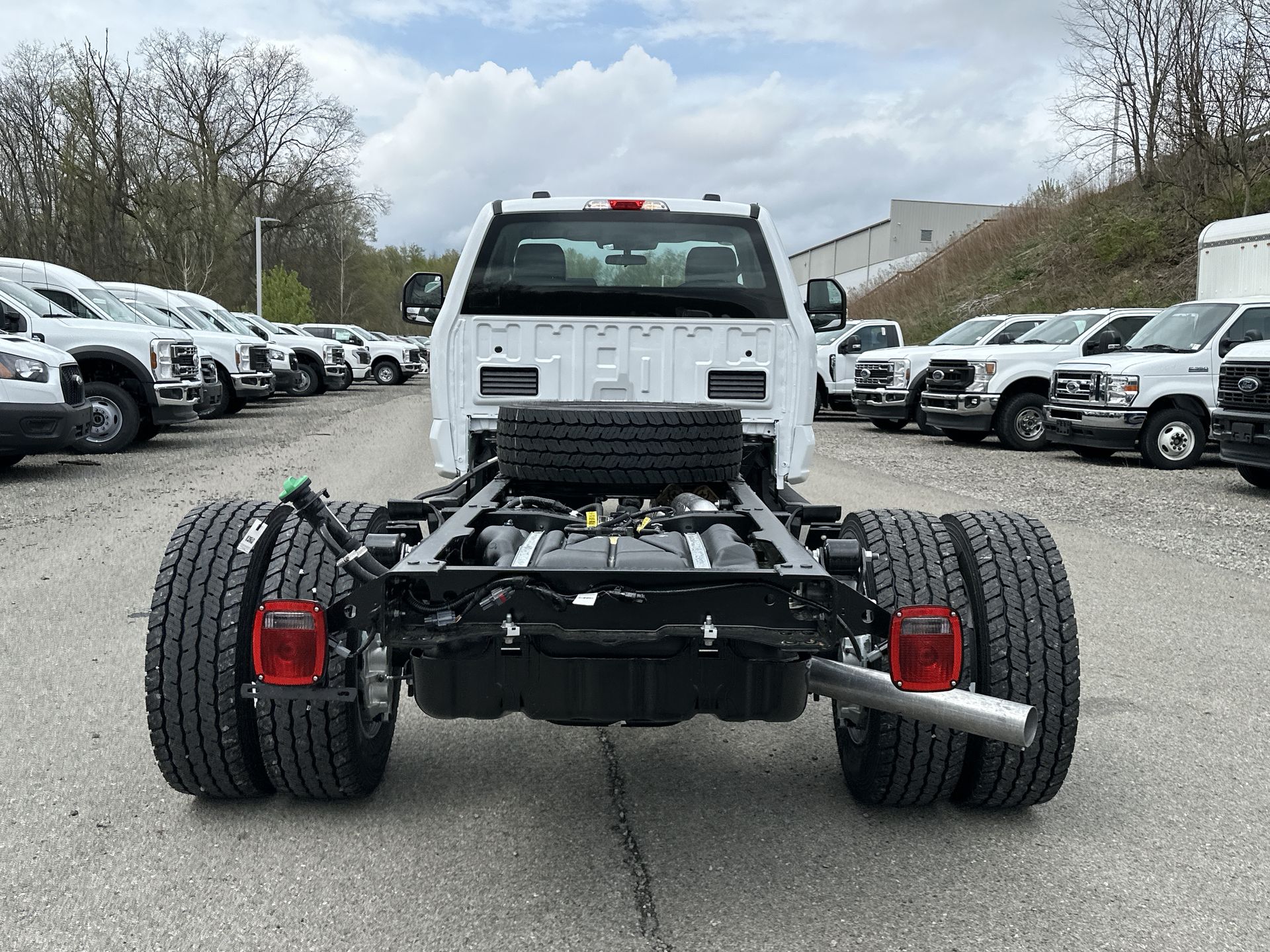 Thumbnail: 2025 Ford  - 4