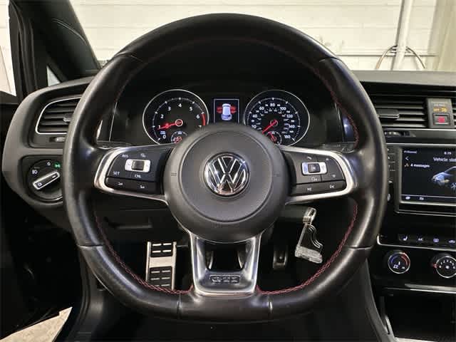 Thumbnail: 2017 Volkswagen Golf - 7