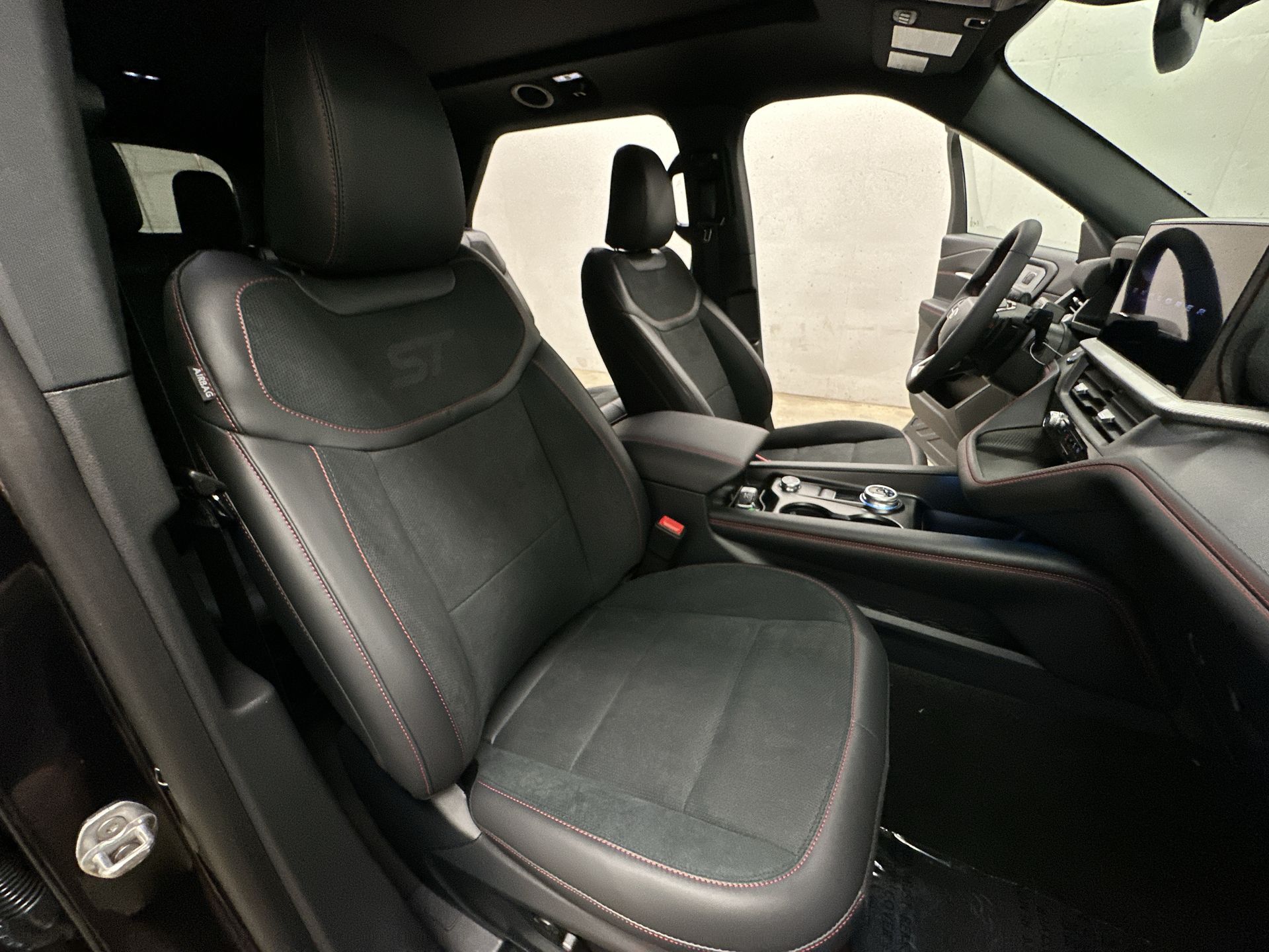 Thumbnail: 2026 Ford Explorer - 23