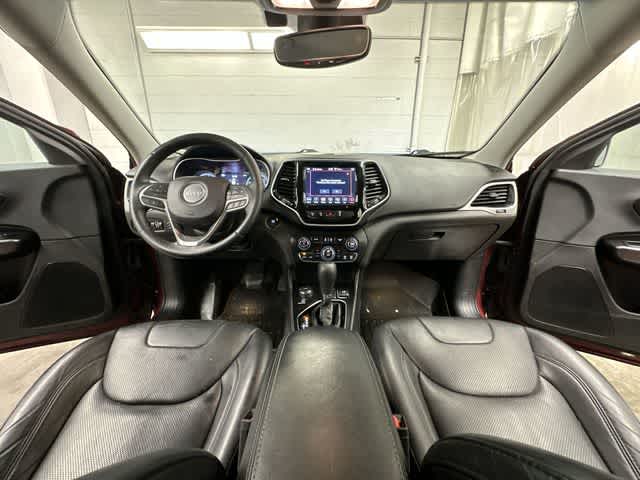 Thumbnail: 2019 Jeep Cherokee - 20
