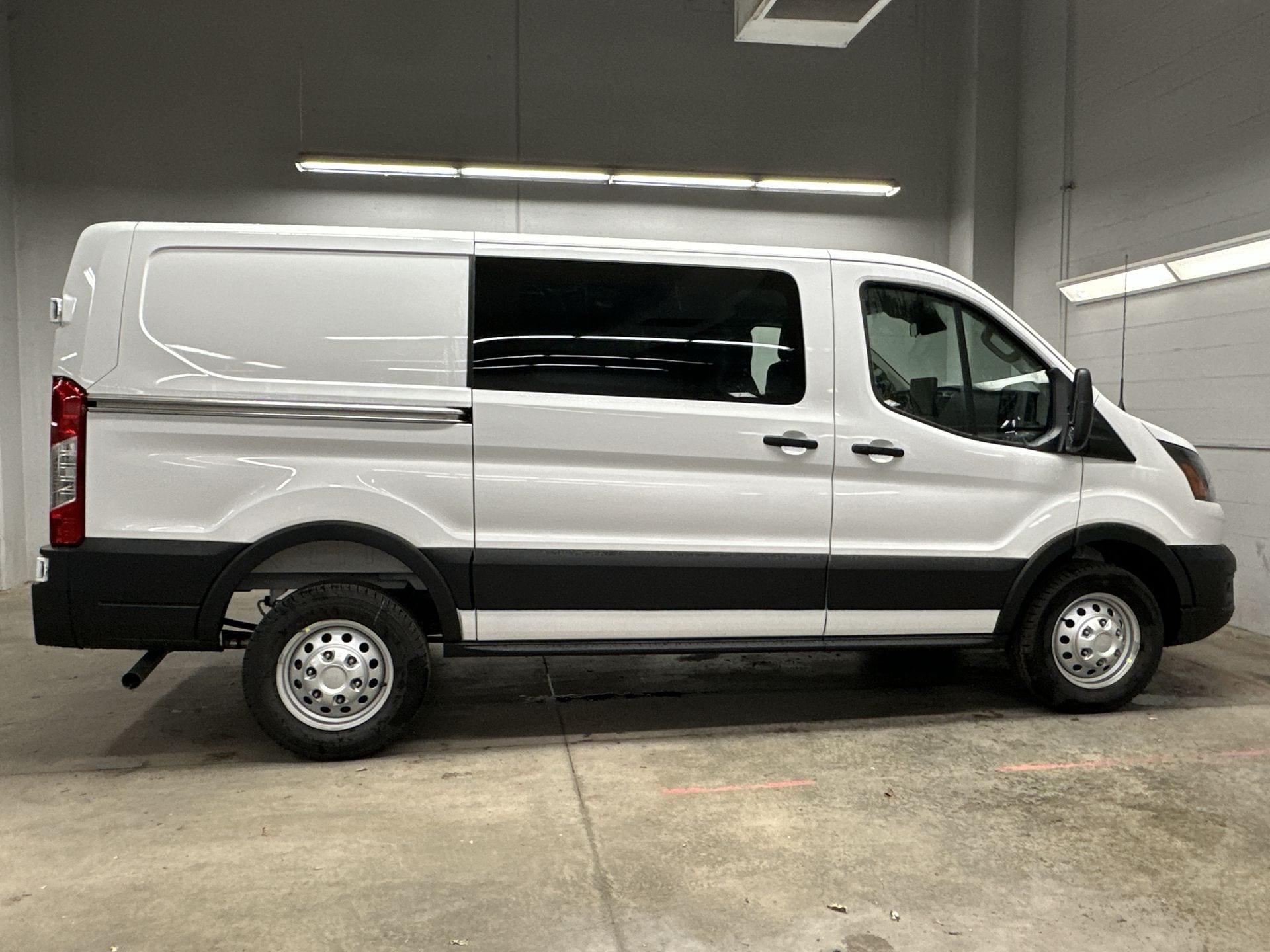 Thumbnail: 2026 Ford Transit Series - 3
