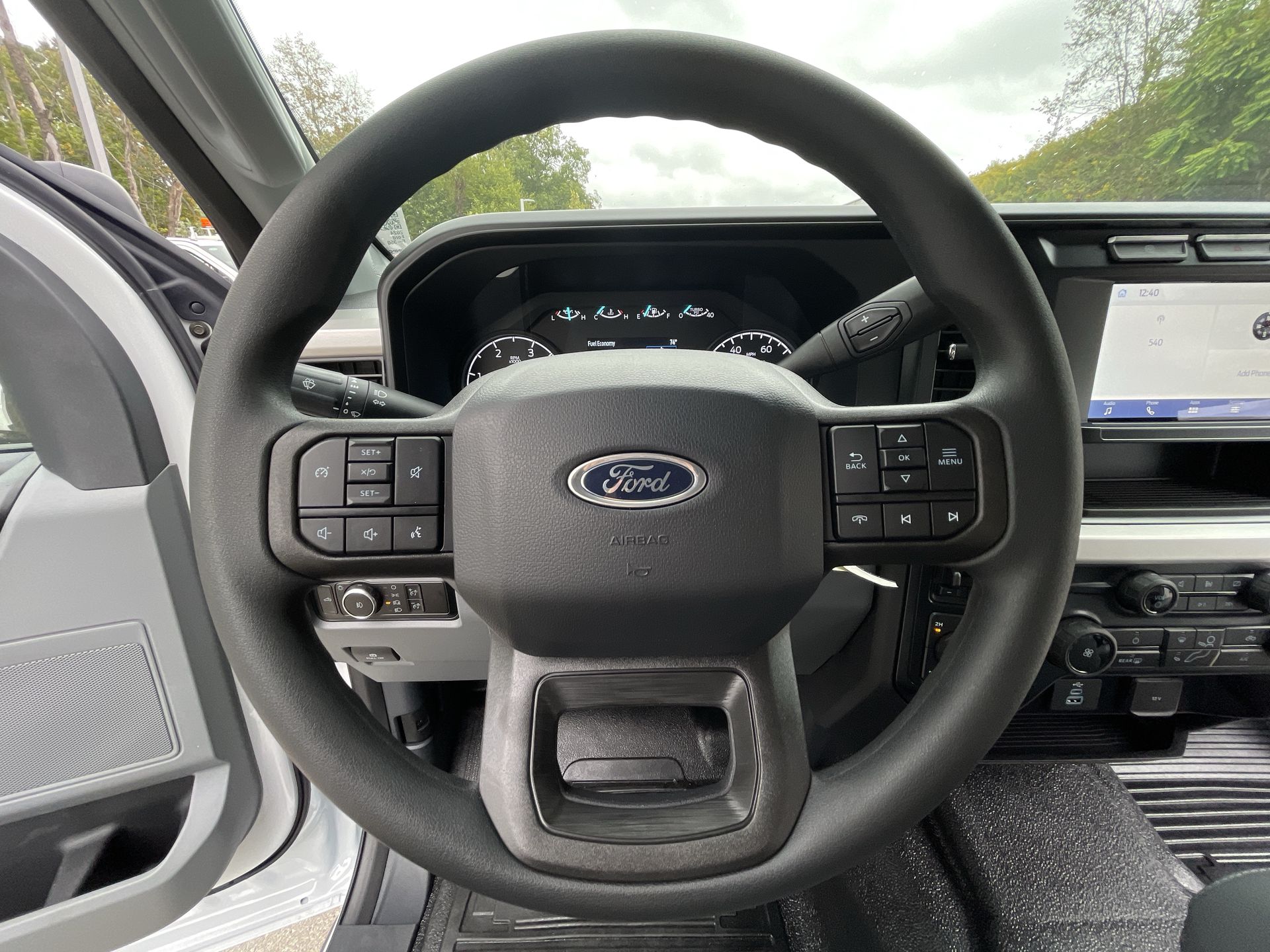 2024 Ford Econoline E-350 7