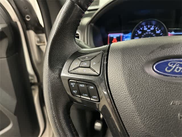 Thumbnail: 2019 Ford Explorer - 9