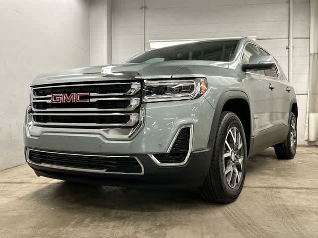 Thumbnail: 2023 GMC Acadia - 32