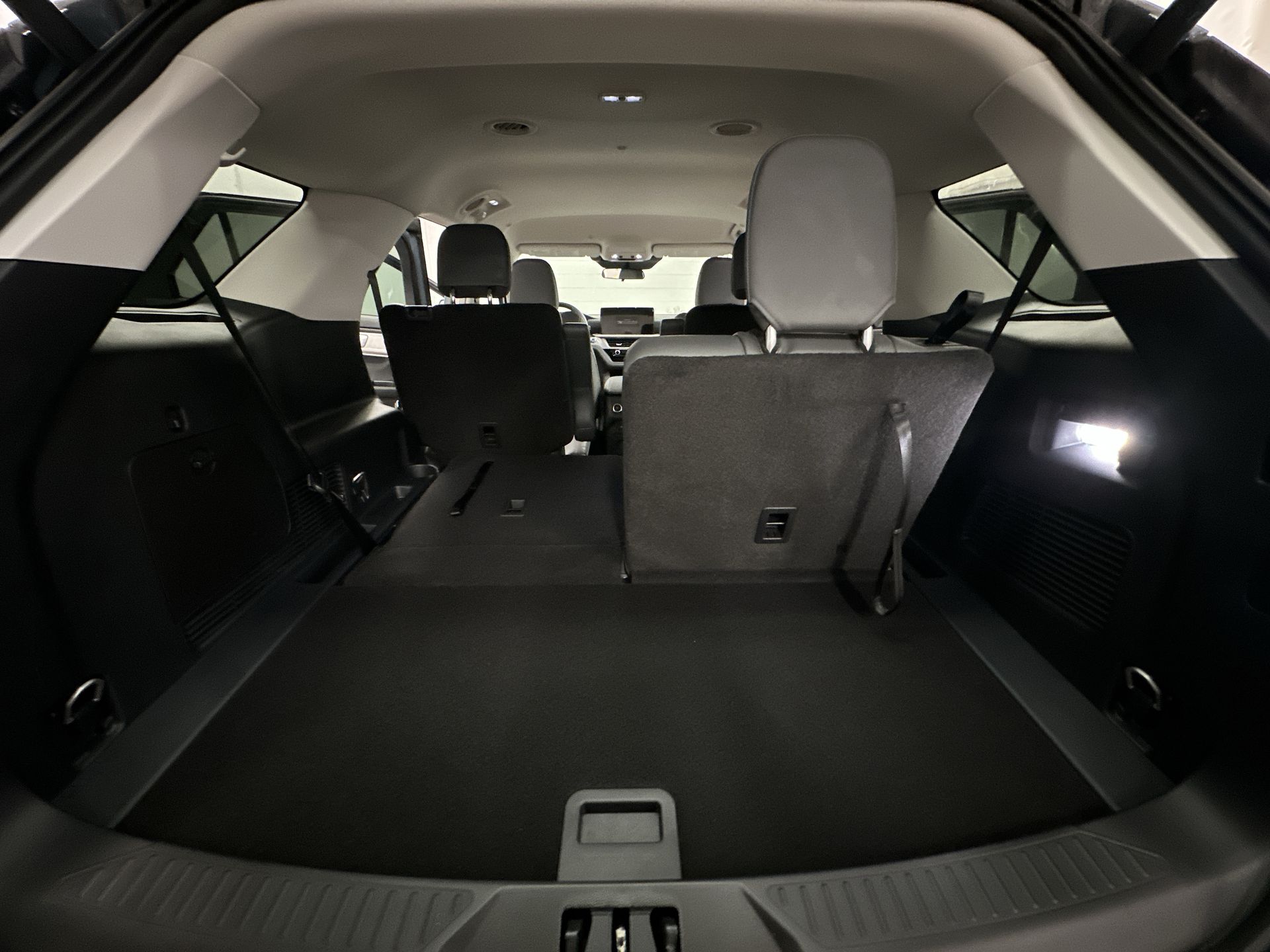 Thumbnail: 2026 Ford Explorer - 24