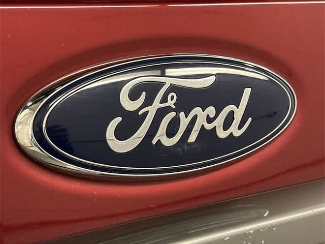 2017 Ford Expedition Limited 32