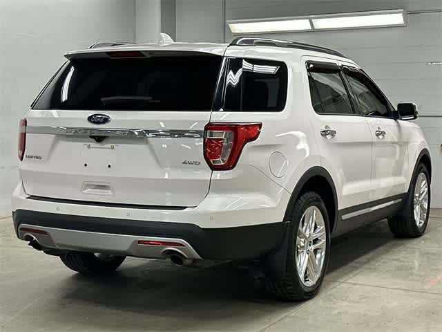 Thumbnail: 2017 Ford Explorer - 35