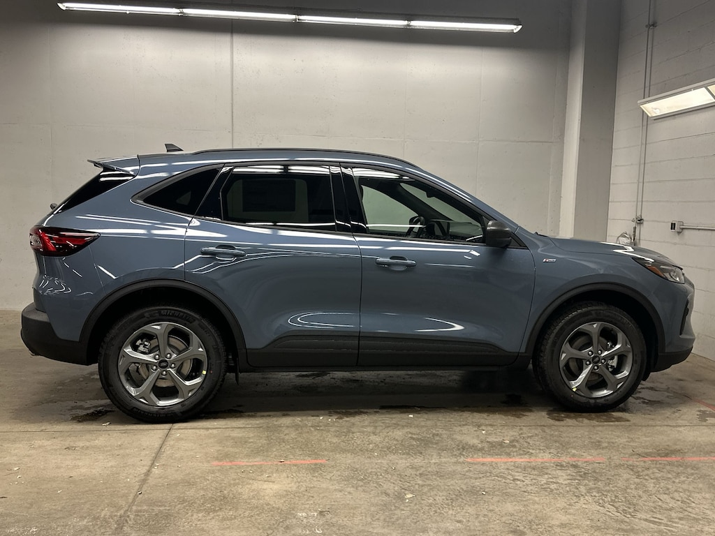 New 2026 Ford Escape ST-Line SUV
