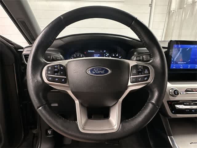 Thumbnail: 2022 Ford Explorer - 8