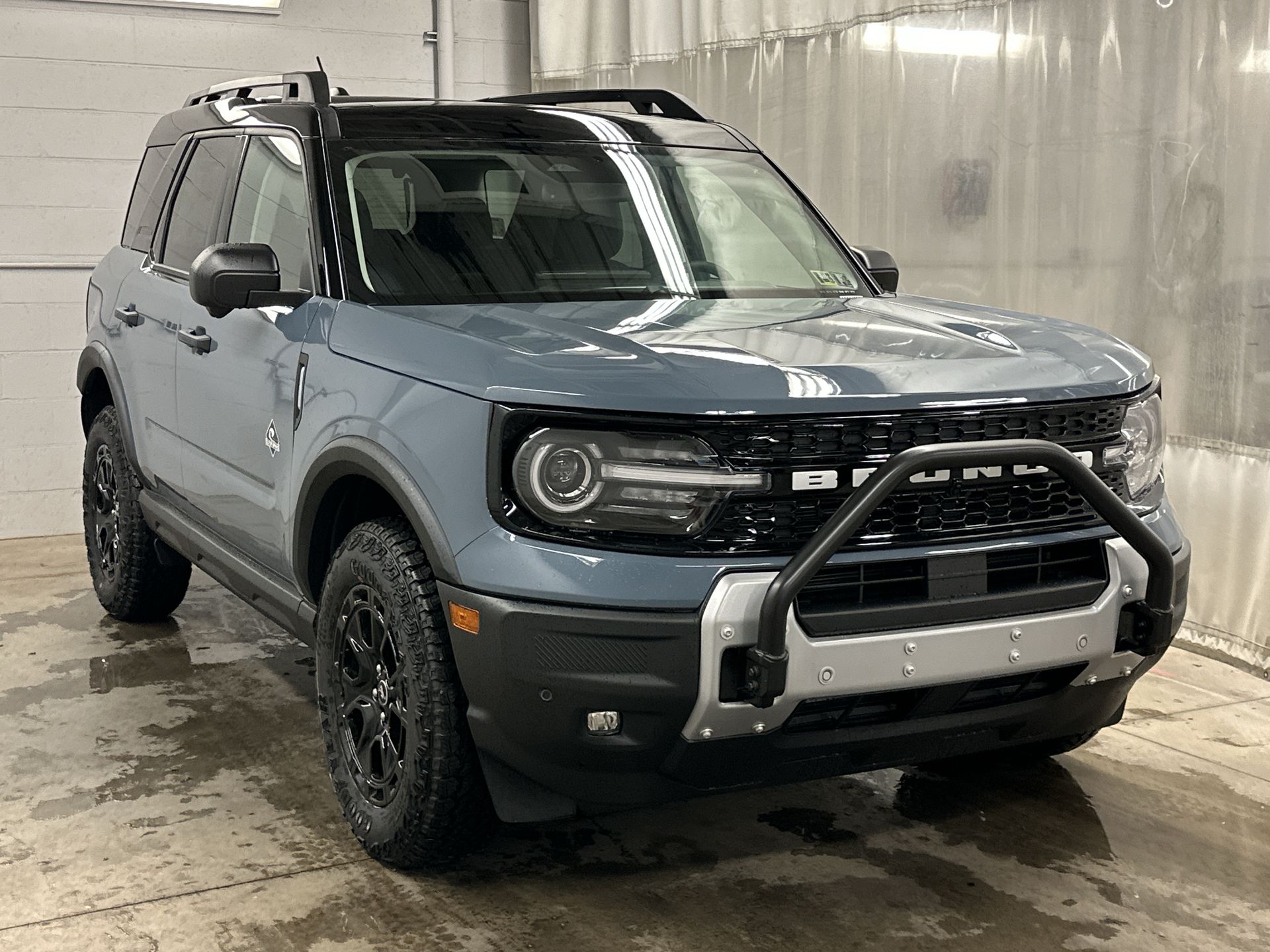 Thumbnail: 2025 Ford Bronco Sport - 31