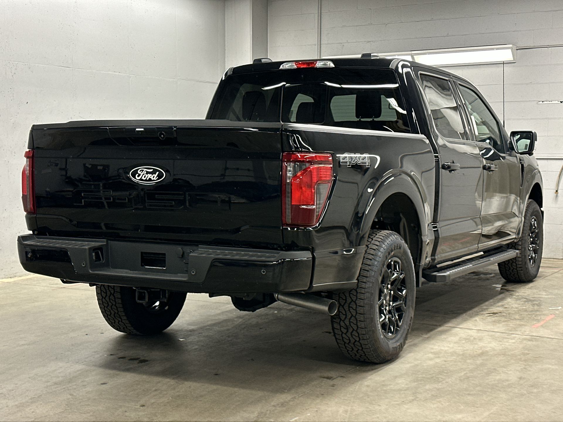 Thumbnail: 2025 Ford F-150 - 32