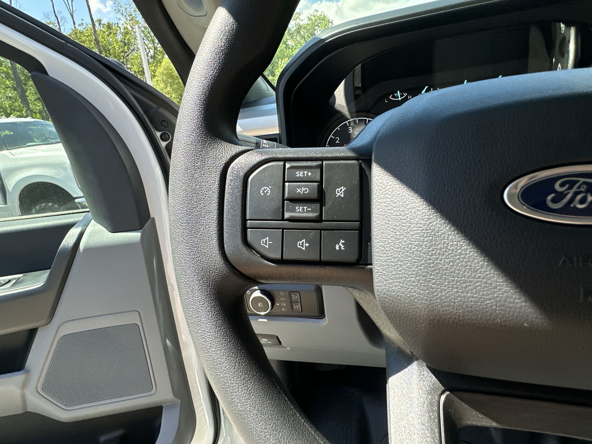 2026 Ford F-250 Super Duty XL - Photo 8