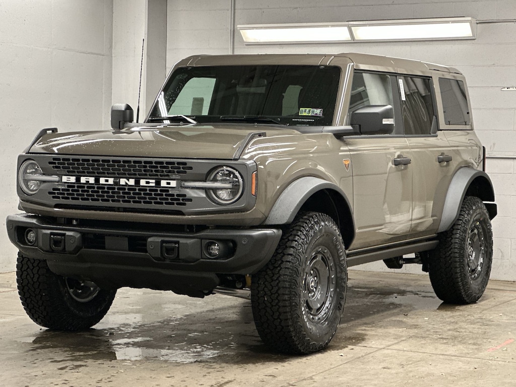 New 2025 Ford Bronco Badlands SUV